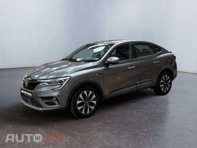 Renault Arkana E-Tech Business