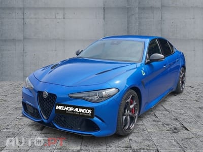 Alfa Romeo Giulia 2.9 V6 Bi-Turbo AT8 Quadrifoglio