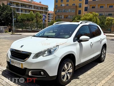 Peugeot 2008 1.2 VTi Active