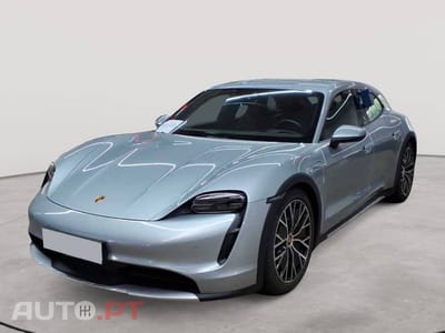 Porsche Taycan 4 