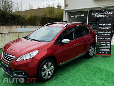 Peugeot 2008 1.2 PureTech Allure