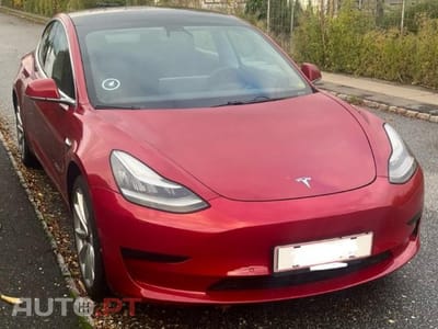 Tesla Model 3 Tração Traseira