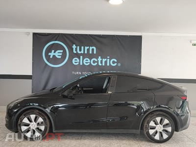 Tesla Model Y Long Range Dual Motor AWD