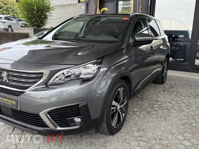 Peugeot 5008 1.2 PureTech Allure EAT8
