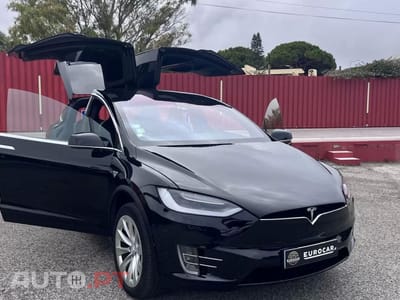 Tesla Model X 75D