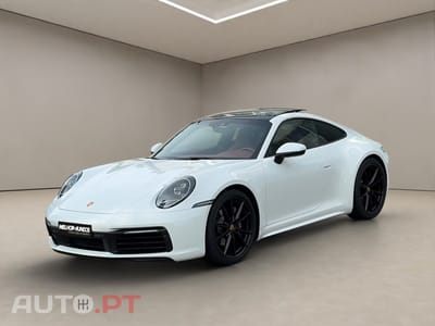 Porsche 911 Carrera