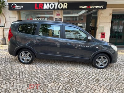 Dacia Lodgy 1.5 Blue dCi Stepway 7L