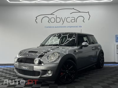 MINI Cooper Cooper S