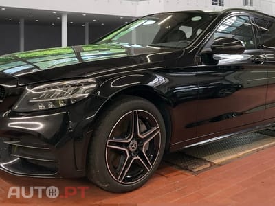 Mercedes-Benz C 300 de AMG Line