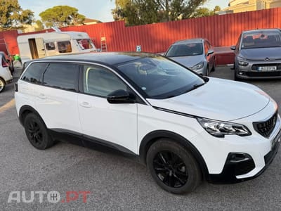 Peugeot 5008 1.5 BlueHDi Allure