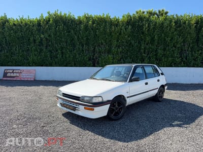 Toyota Corolla 1.3 Gold Line