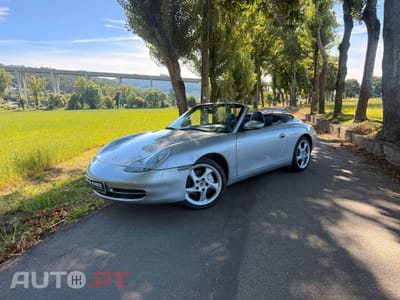 Porsche 911 Carrera 4 Cabrio