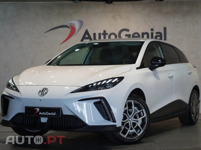 MG MG4 64 kWh Luxury