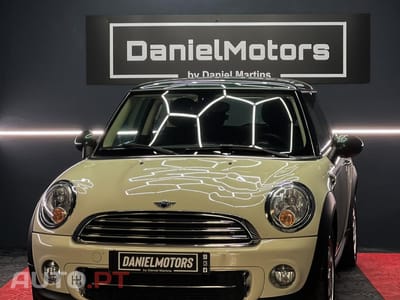 MINI Cooper Cooper D