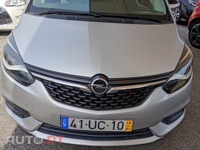 Opel Zafira 1.6 CDTi Executive