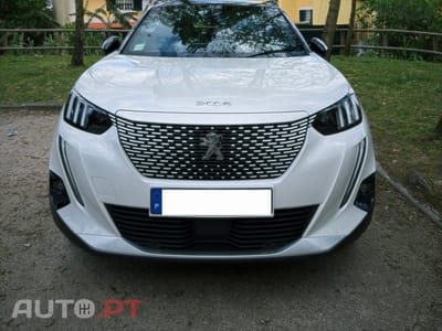 Peugeot E-2008 GT