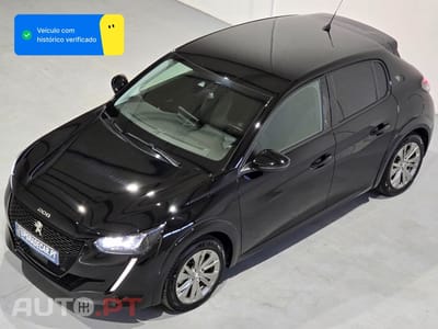 Peugeot E-208 50 kWh Allure Roadtrip