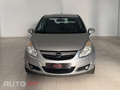 Opel Corsa 1.2 Enjoy