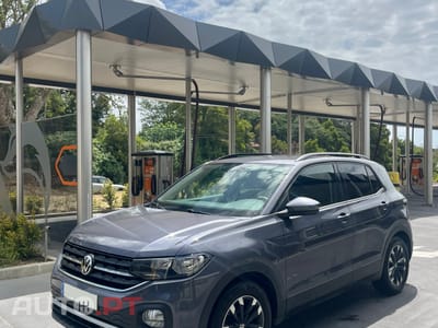 Volkswagen T-Cross Life 1.0 TSI