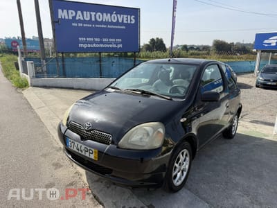Toyota Yaris 1.0 Base C/Radio