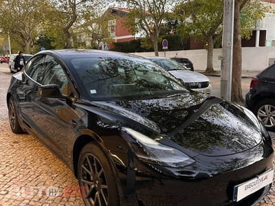 Tesla Model 3 Tração Traseira