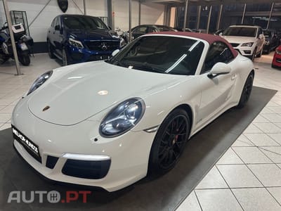 Porsche 991 Carrera 4 GTS