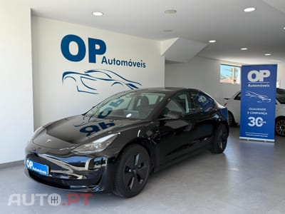Tesla Model 3 Tração Traseira
