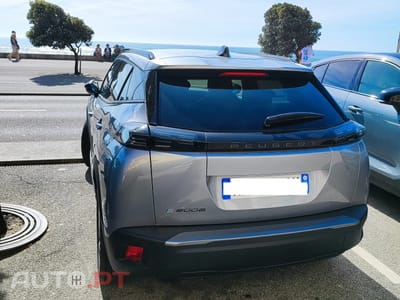 Peugeot E-2008 Allure 54kwh