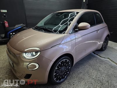 Fiat 500e La Prima