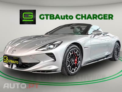 MG Cyberster E-Roadster 