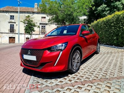 Peugeot 208 Allure 50 kWh 136cv