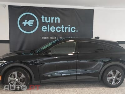 Ford Mustang Mach-E 75.7 kWh Base