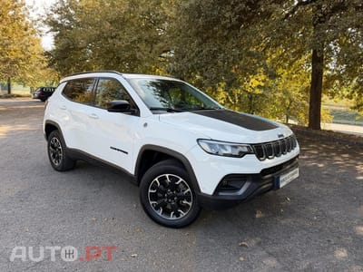 Jeep Compass 1.3 T-GDI 4xe PLUG-IN HYBRID Auto First Edition Urban