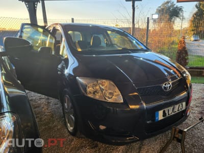 Toyota Auris 1.4 D-4D Gold Edition