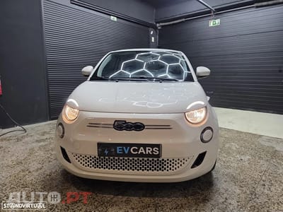 Fiat 500e 42 kWh Icon
