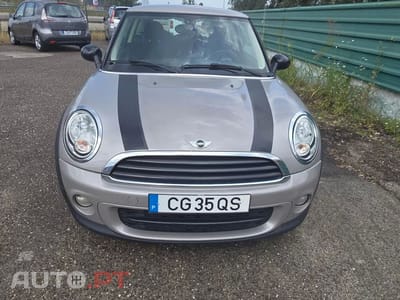 MINI Cooper Cooper D