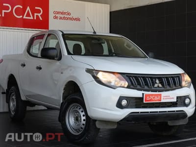 Mitsubishi L200 2.4 DI-D CD Invite 4WD