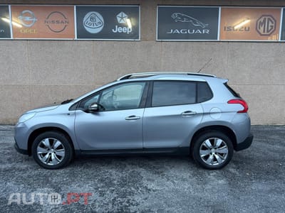Peugeot 2008 1.2 PureTech Allure