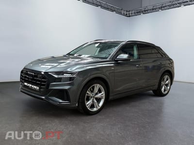 Audi Q8 55 TFSIe quattro Tiptronic Extended