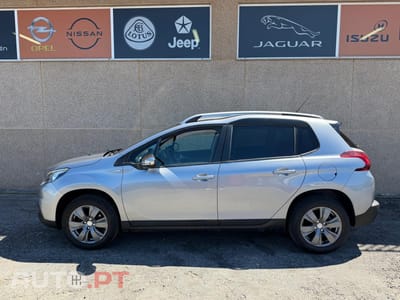 Peugeot 2008 1.2 PureTech Style