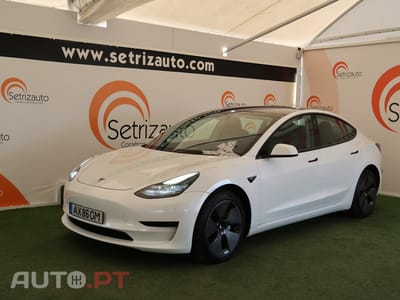 Tesla Model 3 Standard Range Plus RWD