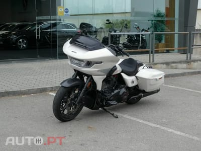 Harley Davidson FL CVO ROAD GLIDE ST