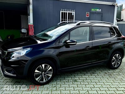 Peugeot 2008 1.2 PureTech Allure EAT6