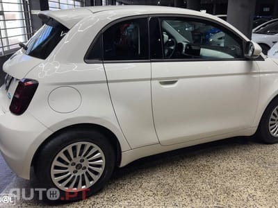 Fiat 500e 23,8kWh Icon