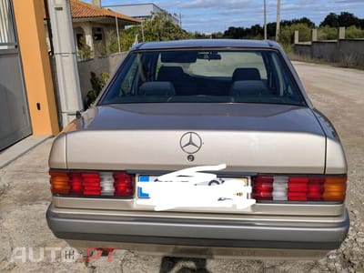 Mercedes-Benz 190 2.0 D