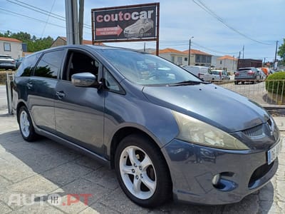 Mitsubishi Grandis 2.0 DI-D Intense P2