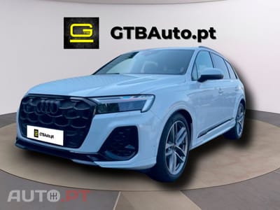 Audi Q7 55 TFSIe quattro S-LINE 