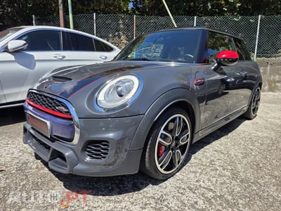 MINI Cooper John Cooper Works