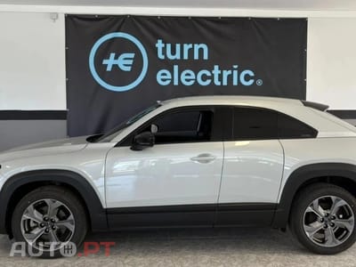 Mazda MX-30 e-SKYACTIV Advantage Industrial Vintage