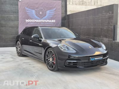 Porsche Panamera 4 E-Hybrid